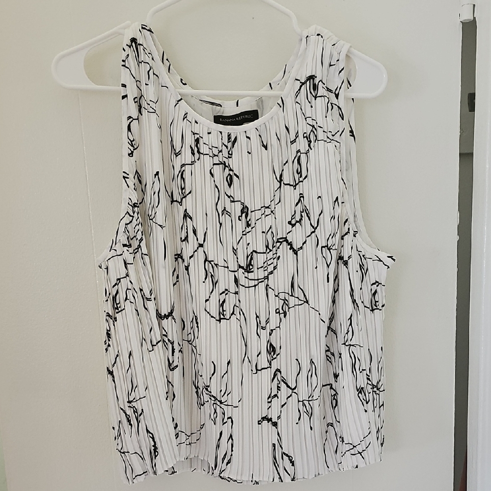Banana Republic Black and White Pleated Tank Top